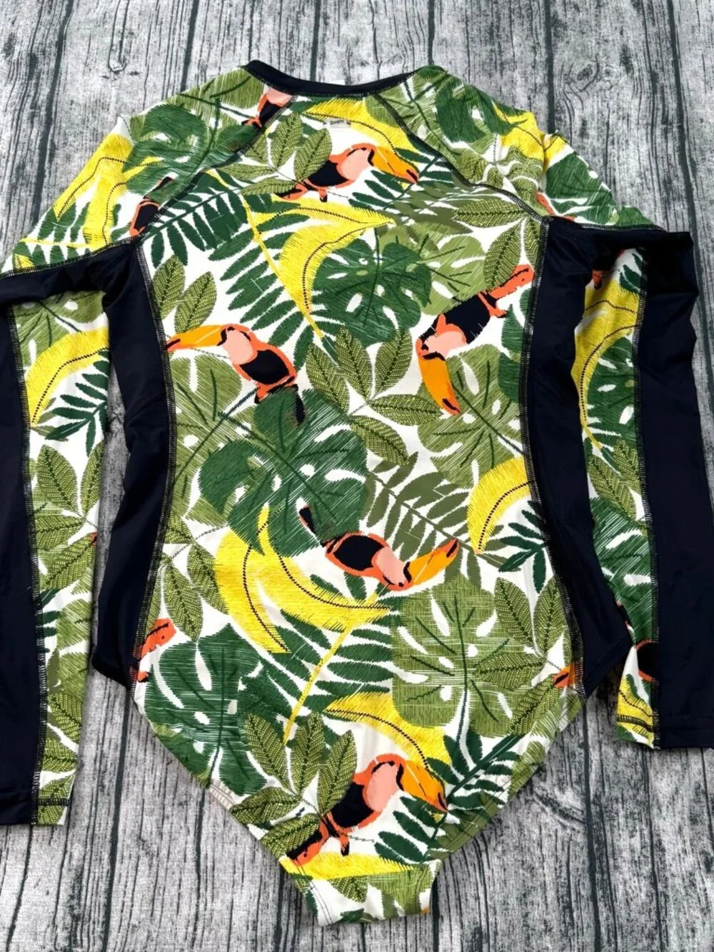 Duluth One-piece long sleeve swimsuit/rash guard Size 14 Multicolor